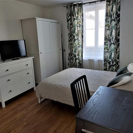 Residence Hotel Les Josephines Rueil-Malmaison Εξωτερικό φωτογραφία