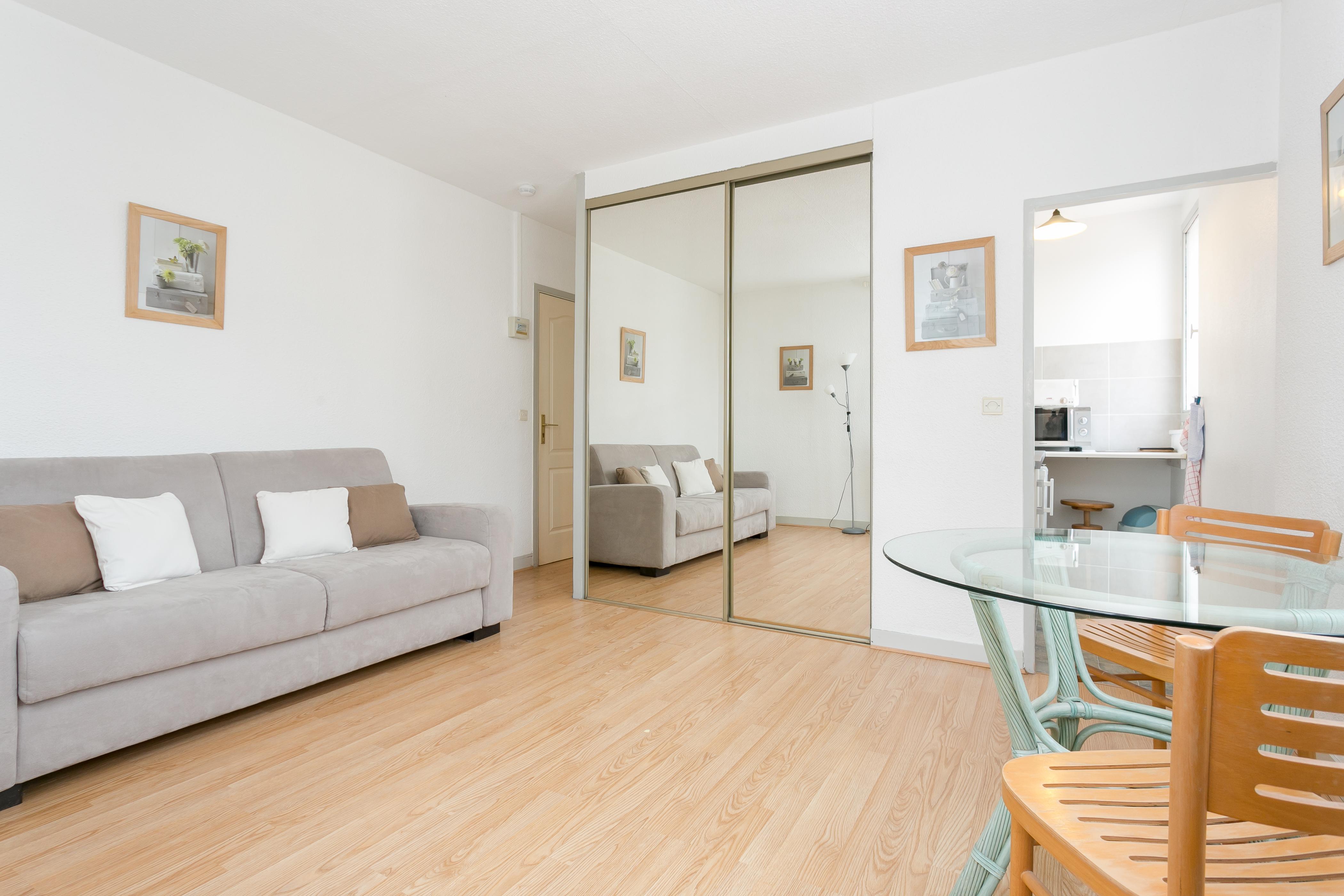 Residence Hotel Les Josephines Rueil-Malmaison Εξωτερικό φωτογραφία