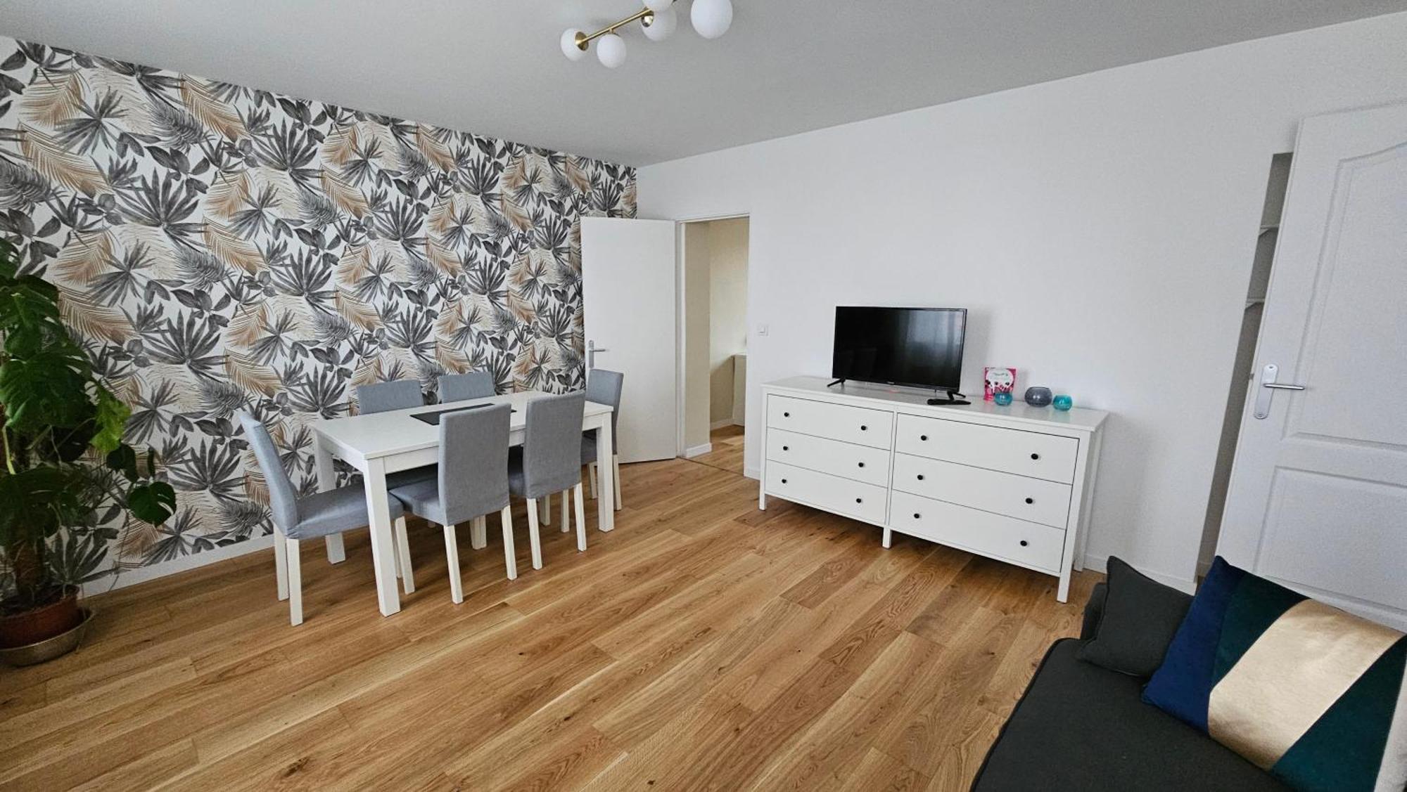 Residence Hotel Les Josephines Rueil-Malmaison Εξωτερικό φωτογραφία