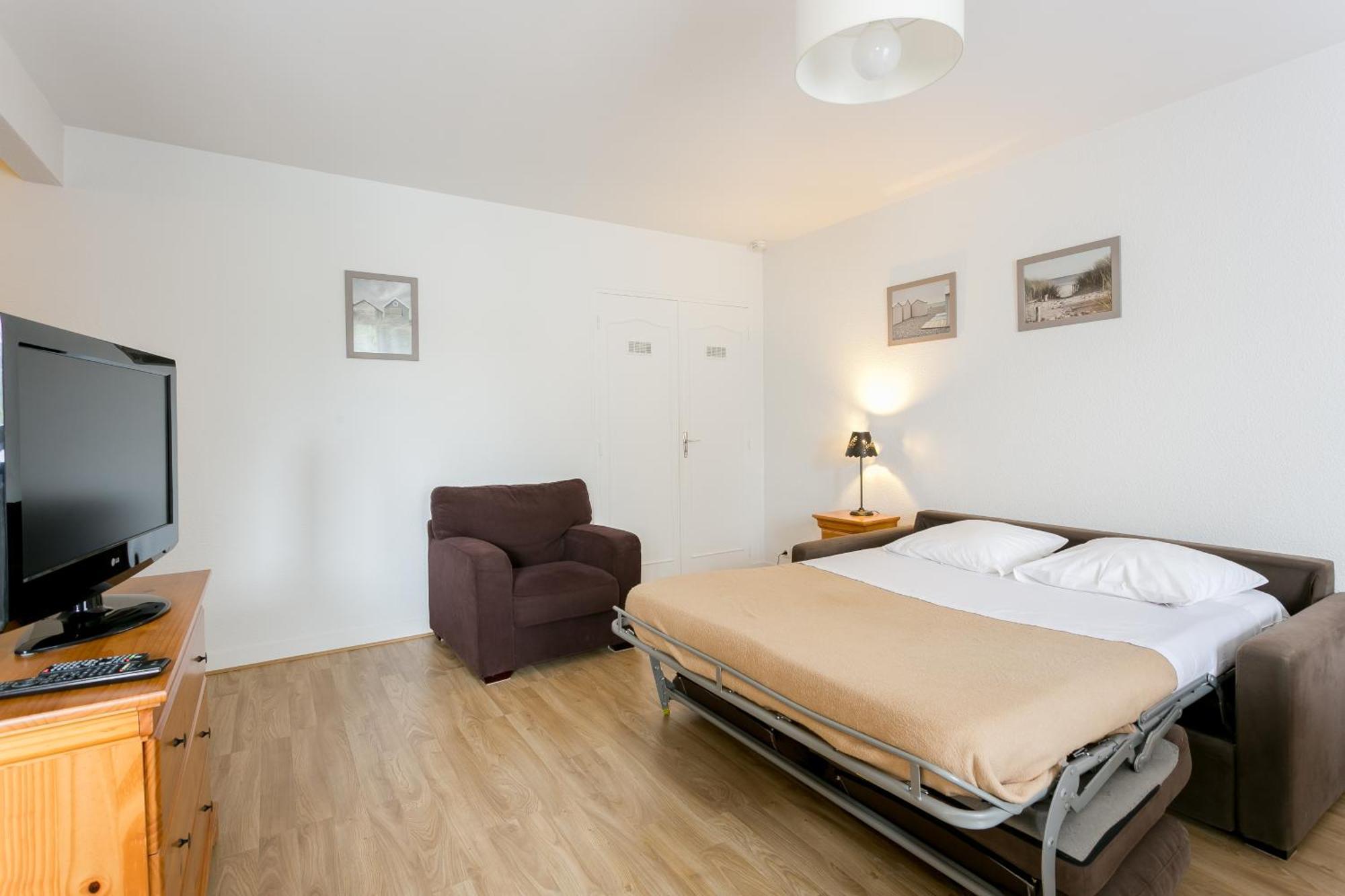 Residence Hotel Les Josephines Rueil-Malmaison Εξωτερικό φωτογραφία