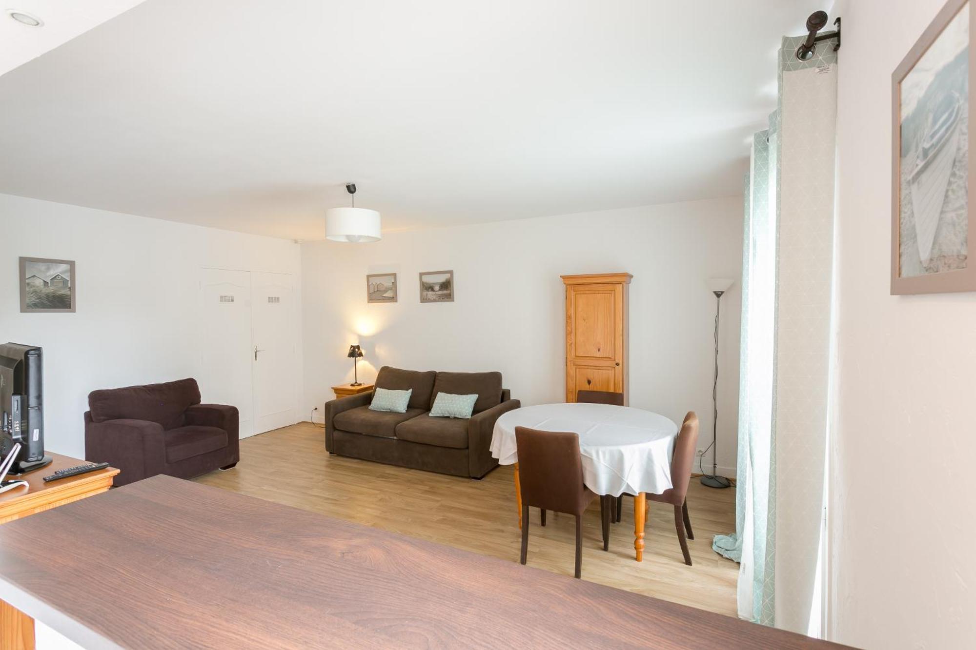 Residence Hotel Les Josephines Rueil-Malmaison Εξωτερικό φωτογραφία