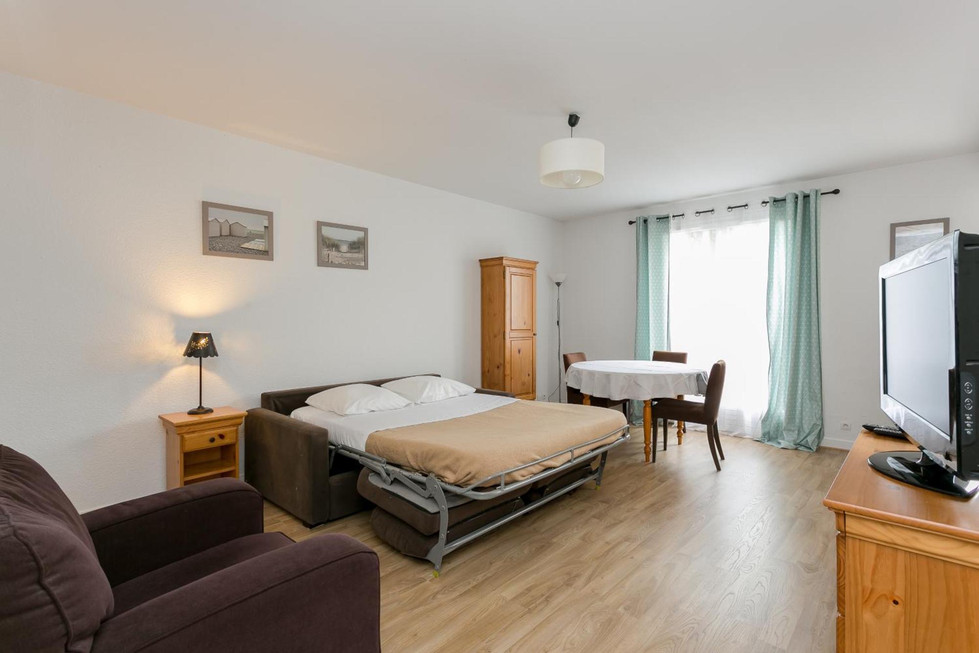 Residence Hotel Les Josephines Rueil-Malmaison Εξωτερικό φωτογραφία
