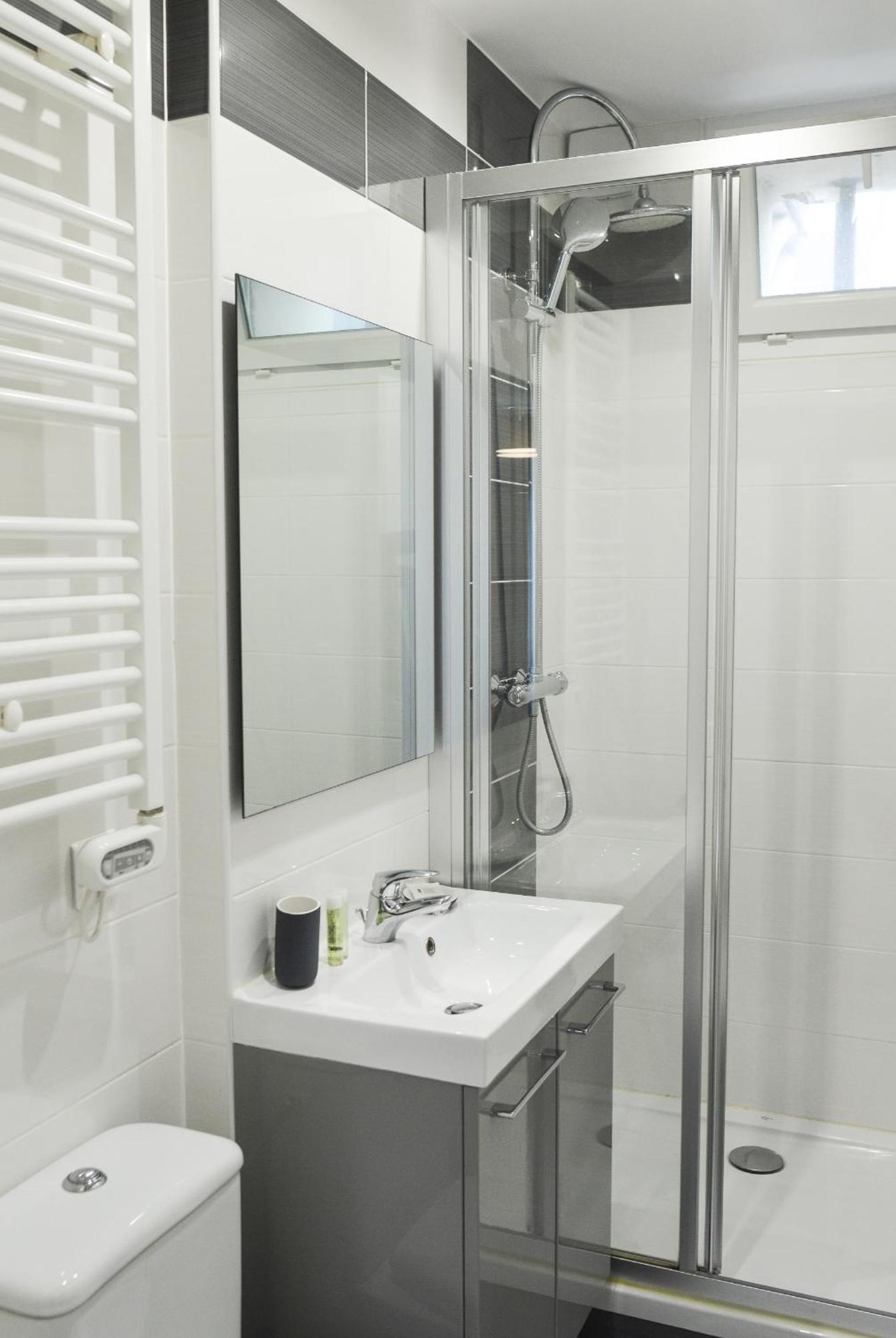 Residence Hotel Les Josephines Rueil-Malmaison Εξωτερικό φωτογραφία