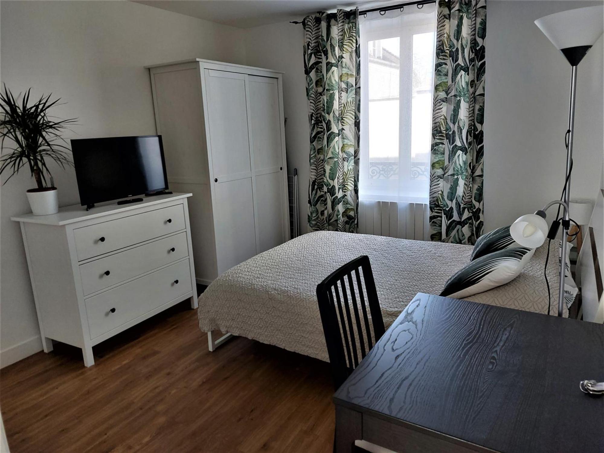 Residence Hotel Les Josephines Rueil-Malmaison Εξωτερικό φωτογραφία